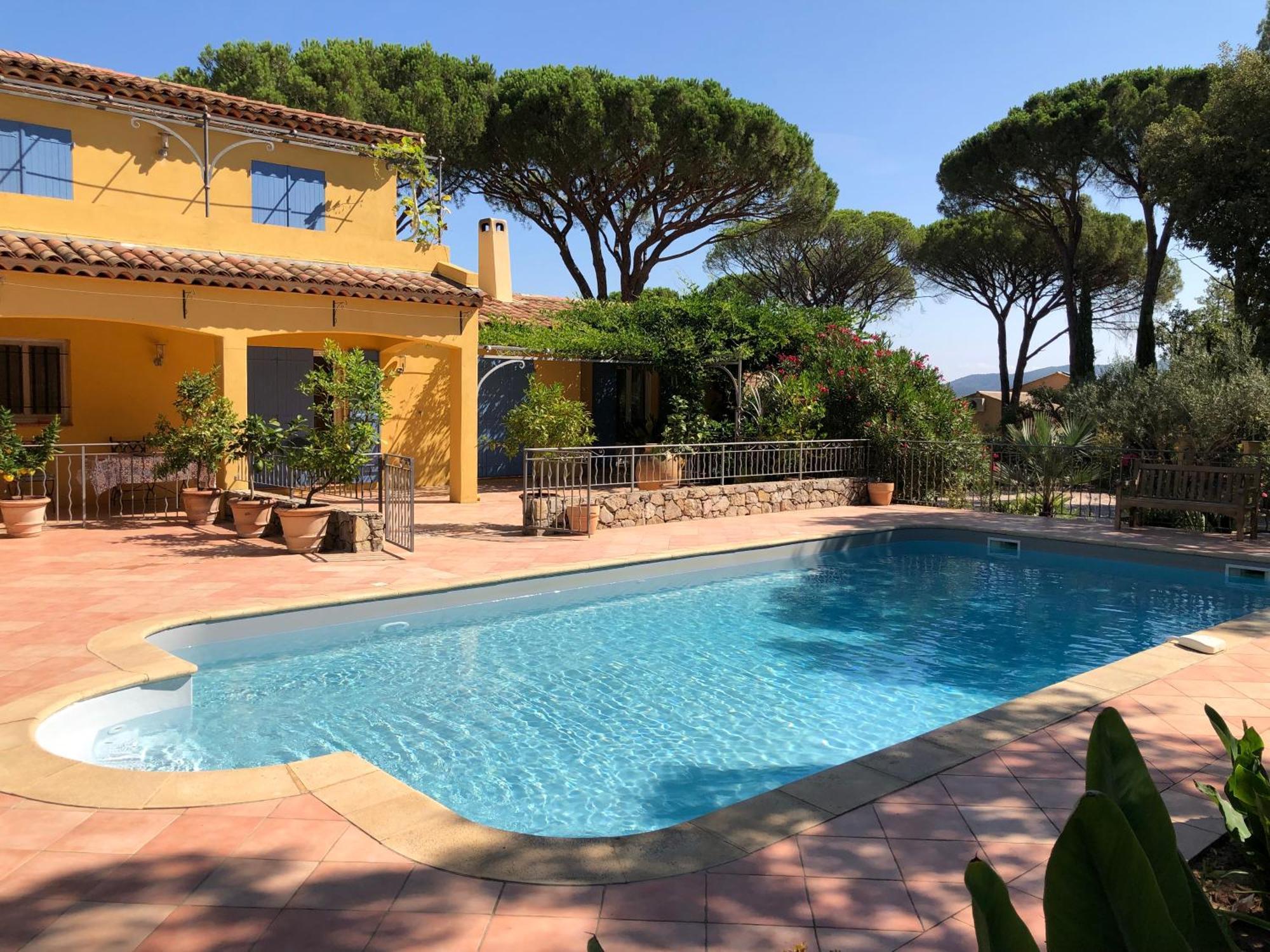 Sous Les Pins Parasols Vidauban Exteriör bild